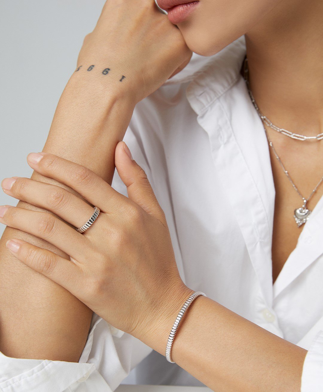 Elegant and versatile 18K gold sterling silver bangle-love story jewelry