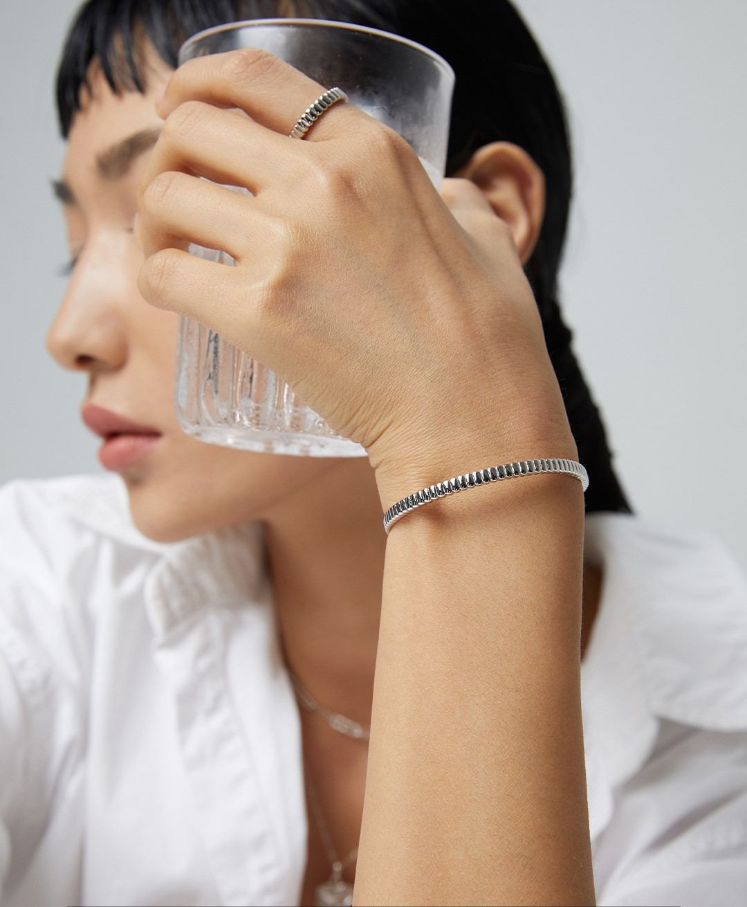 Elegant and versatile 18K gold sterling silver bangle-love story jewelry