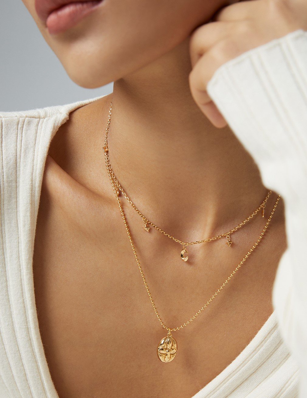 18k gold choker with moon and stars design-love story jewelry