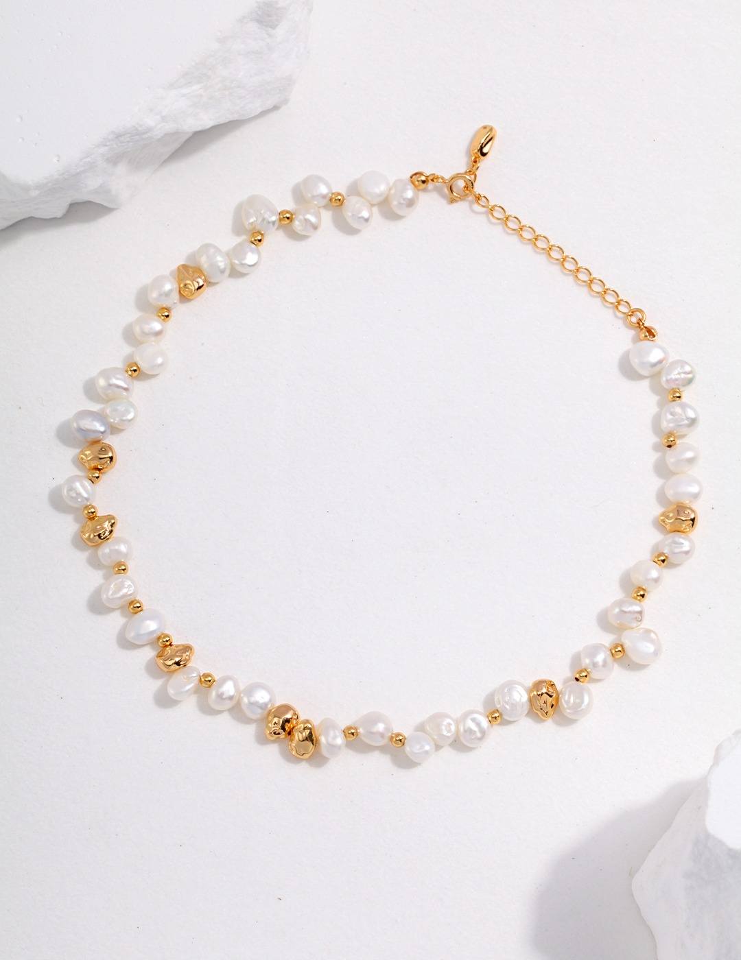 'Particles' elegant 18K gold choker with natural pearls-love story jewelry