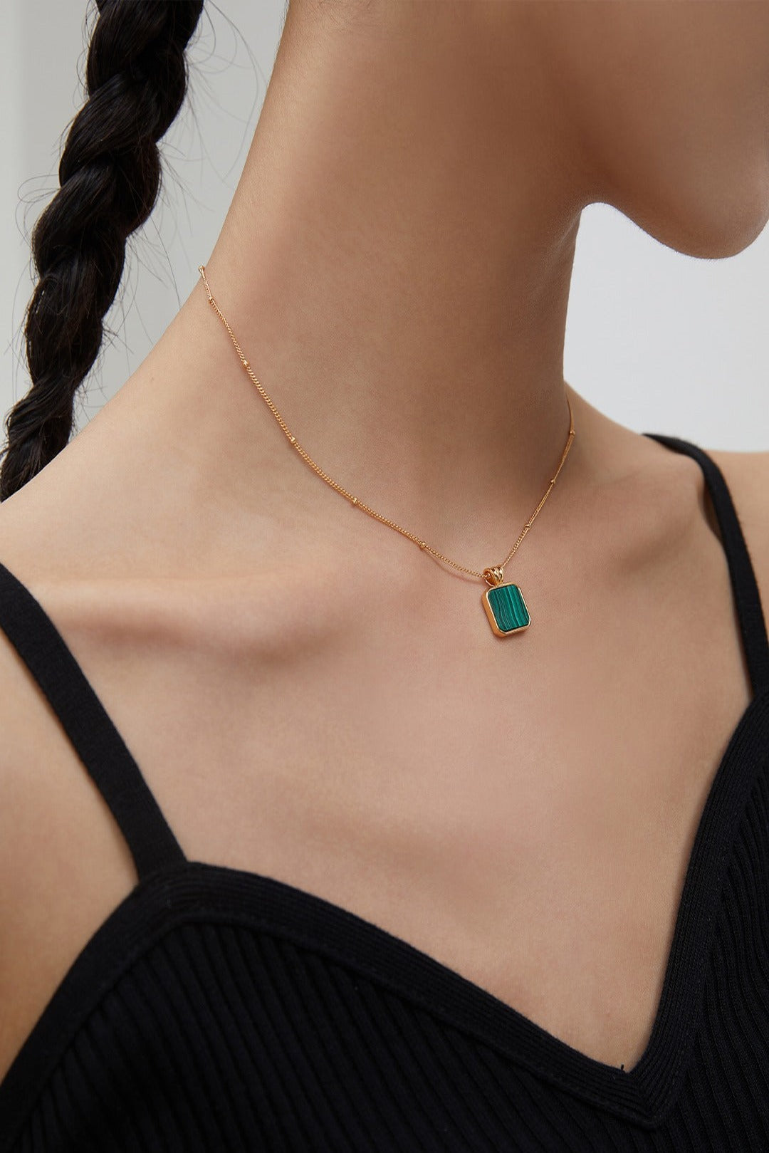 S925 silver necklace plated with 18k gold and featuring a malachite pendant love story jewelry